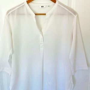 UNIQLO White XS Blouses